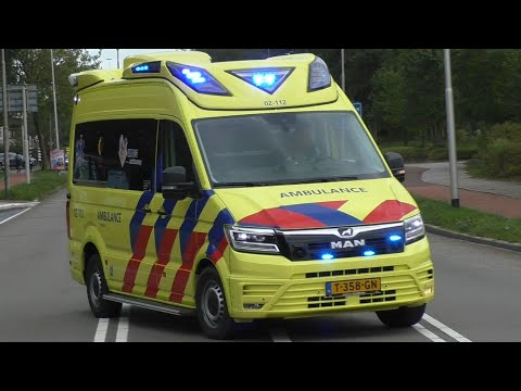 Verschillende Ambulances met spoed naar het MCL in Leeuwarden
