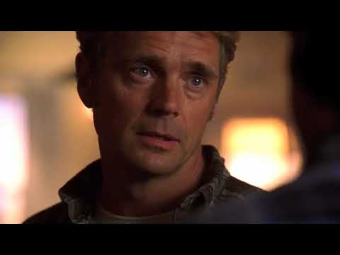 Smallville 3x05 - Clark loses control of his powers / Perry installs a camera crew outside the farm