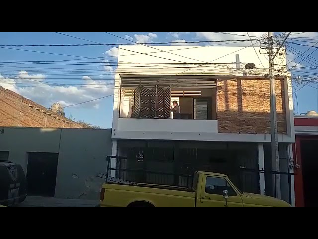 Vídeo relacionado con Bandera de Aragón XL para Exterior, 225x150 cm, Reforzada para Balcón con 2 Ojales Metálicos (Aragón, 225x150CM)