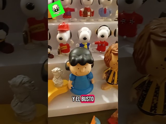 Vídeo relacionado con GRUPO MOYA SNOOPY y amigos CHARLIE BROWN WOODSTOCK - Muñeco de peluche Altura 20 cm - PEANUTS (CHARLIE BROWN)