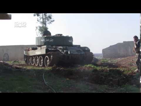 استهداف تمركز لتنظيم داعش بقذائف الدبابات من قبل جيش المعتز بالله في منطقة حوض اليرموك في ريف درعا الغربي