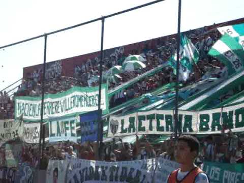 La hinchada que siempre alienta