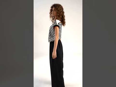 Джемпер в полоску - это отличный выбор для тех, кто хочет выглядеть стильно!