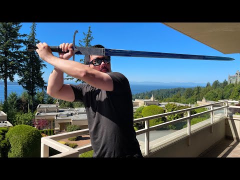 Honshu Historical Claymore Review & Test Cutting (5 Feet Long Scottish Greatsword)