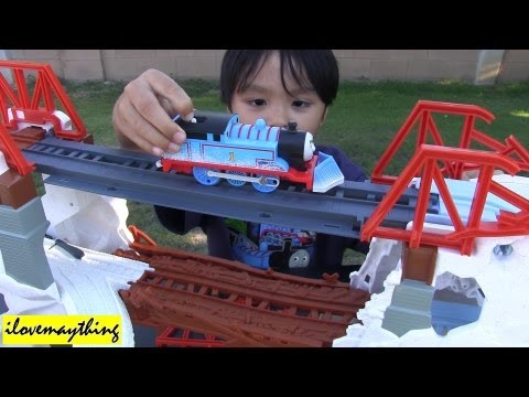 Hulyan & Maya Videos Video