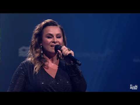 I Say A Little Prayer - Trijntje Oosterhuis & Metropole Orchestra (North Sea Jazz 2021)