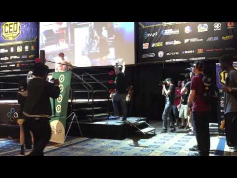 GEOFF THE HERO'S CEO 2016 ROYAL RUMBLE ENTRANCE