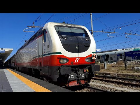 Treno Espresso dei pellegrini per Ventimiglia con E402B sia in testa che in coda con vagoni Charter