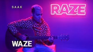 Saak canta Waze en versión acústico