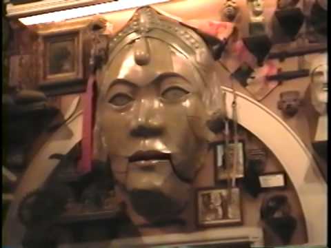 AC05 Babylonia Socializing 012495