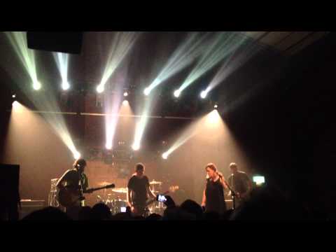 Slowdive - "Golden Hair" (live at Village Underground, 19/5/2014)