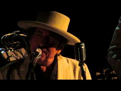 Bob Dylan -Tangled Up in Blue - Cadillac Palace Theater, Chi IL Nov 10, 2014