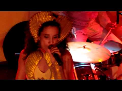 Bailinho de Quinta - A filha da Chiquita Bacana