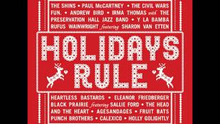 Rufus Wainwright with Sharon Van Etten -- Baby, It&#39;s Cold Outside