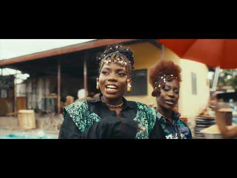 Beeztrap KOTM - FOTO ft Olivetheboy (Official Video)