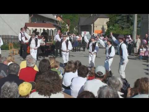 FS Šarvanci - Černošice, Praha, 1.5.2011 (2/2)