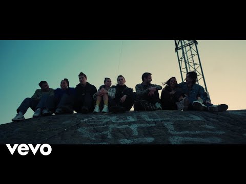 Cola Song (feat. J Balvin) Thumbnail