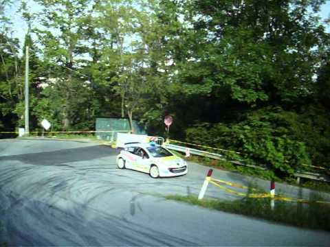 rally degli abeti 2013 passaggio spettacolare di Lucchesi-Ghilardi