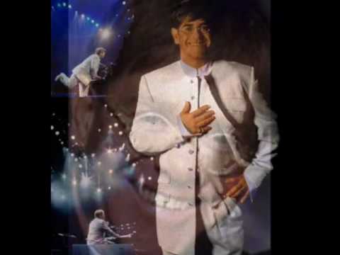 Elton John sings Gershwin - Someone to Watch Over Me & Our Love is Here to Stay (1994)