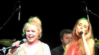 Wilson Phillips and Michelle Phillips - California Dreamin&#39; Live