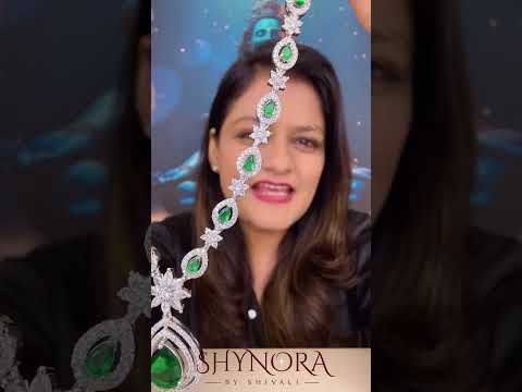 Emerald Dewdrop AD Floral Necklace Set with Matching Earrings