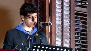 El pregoner pratenc Alfred Garcia omple la Plaça de la Vila per Festa Major