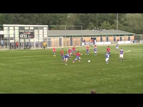 Ede DTS D1 - Woezik D1 eindstand 2-0 op 21-9-2013 deel 2/2