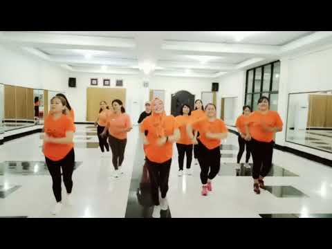 Remix PANTUN BUMI MORO// Dena Sanggar SoE🥰