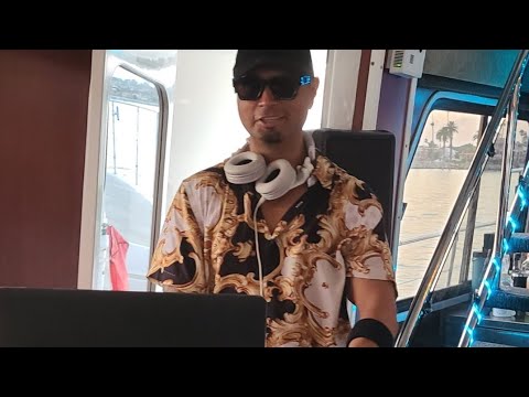 Promotional video thumbnail 2 for Dj Erik Niles