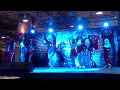 010613 Zeaneat Cover SNSD - I Got A Boy at MRT Jatujak