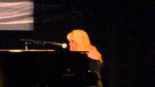 Stevie Nicks performs &quot;Has anyone ever written anything for you?&quot;