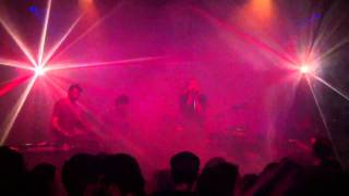 When Saints Go Machine - Add Ends / 20 november / Trouw / A