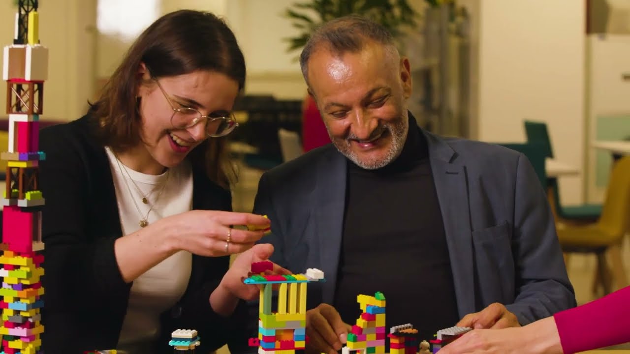 Team-building workshops with LEGO bricks - Virtual & In-person experiences with Bricks McGee