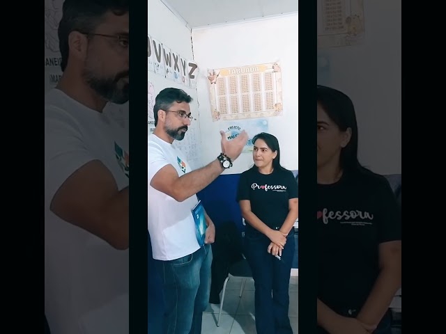 Vianópolis Digital - O que será que a professora e os alunos estão achando da educação digital?
