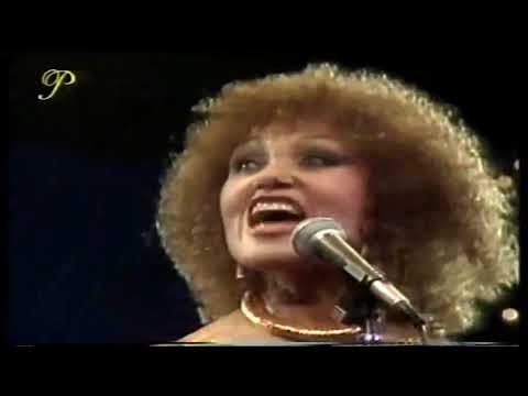 Cleo Laine