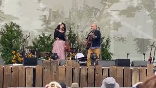 Carrie Rodriguez - No Soy de Aquí, Ni Soy de Allá ~ fiddle solo 2023-09-29 at the Banjo Stage, …
