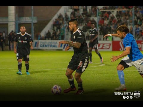 Milton Celiz // Volante - Delantero | Riestra 2022