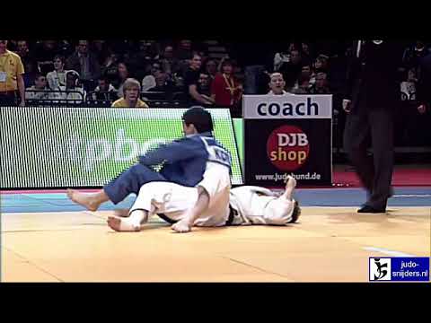 Judo 2010 Grand Prix Dusseldorf: Gwang-Hyeon Choi (KOR) - Tobias Englmaier (GER) [-60kg].