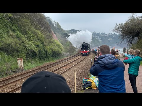 Flying Scotsman flies along the Dawlish sea wall