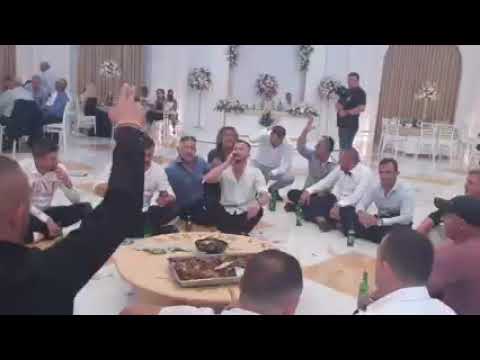 Endrit baci  -- kënga e kishes laçit