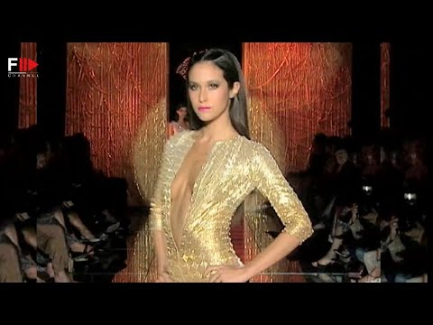 Vintage in Pills ATELIER VERSACE Fall 1999 - Fashion Channel