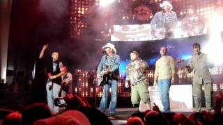 Toby Keith Courtesy of the Red, White &amp; Blue , Verizon Wireles, Noblesville October 3, 2011