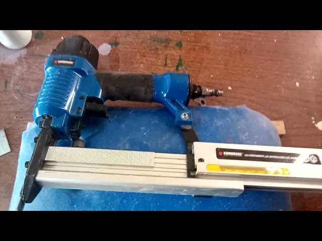 Vídeo relacionado con OPUS 2 121263 - Porta nombres con alfiler 75 x 40mm, 24 unidades