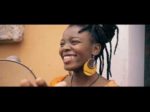 Putumayo Discovery Presents - Banda Kakana with Kim Alves "Uma Nova Flor"