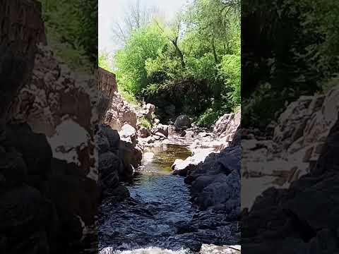 12 de Octubre 2025 -  Mina Clavero 🇦🇷  Río Mina Clavero.