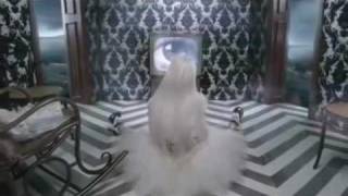 Kerli - Walking On Air (Armin Van Buuren Video)