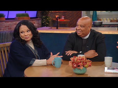 How Rev Run + Justine Simmons Keep The Spark Alive After 25 Years
