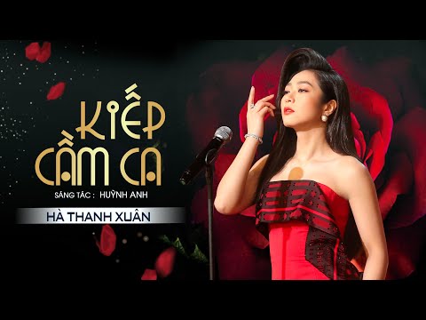 Thể hiện bởi Hà Thanh Xuân