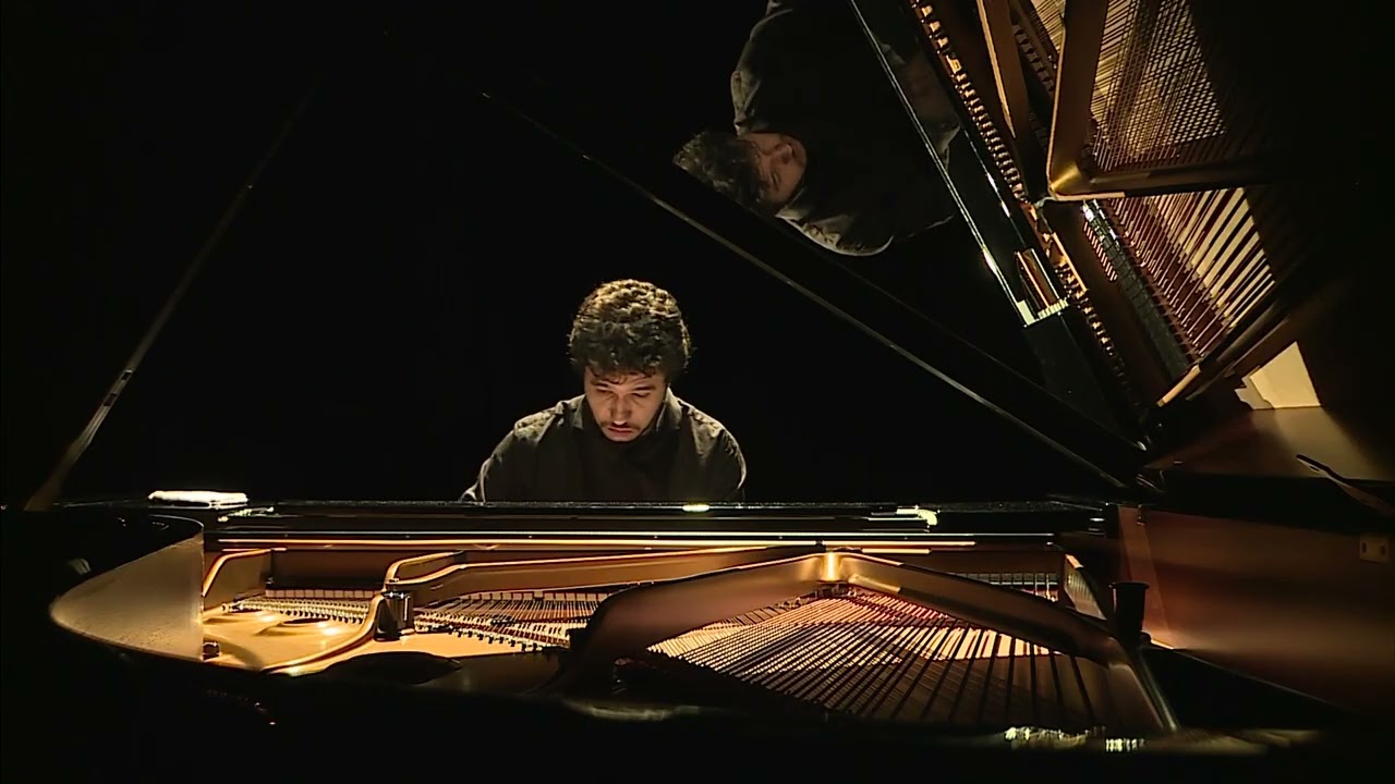 C. Debussy  - Études (Livre II): Pour les notes répétées