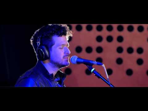 CHIA CASANOVA Llévame A Caminar (Live at Emotion Studio)